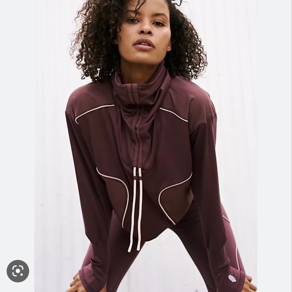 FP Movement by Free People Tops - ISO Free People Movement Act Fast Warmth Layer Pullover